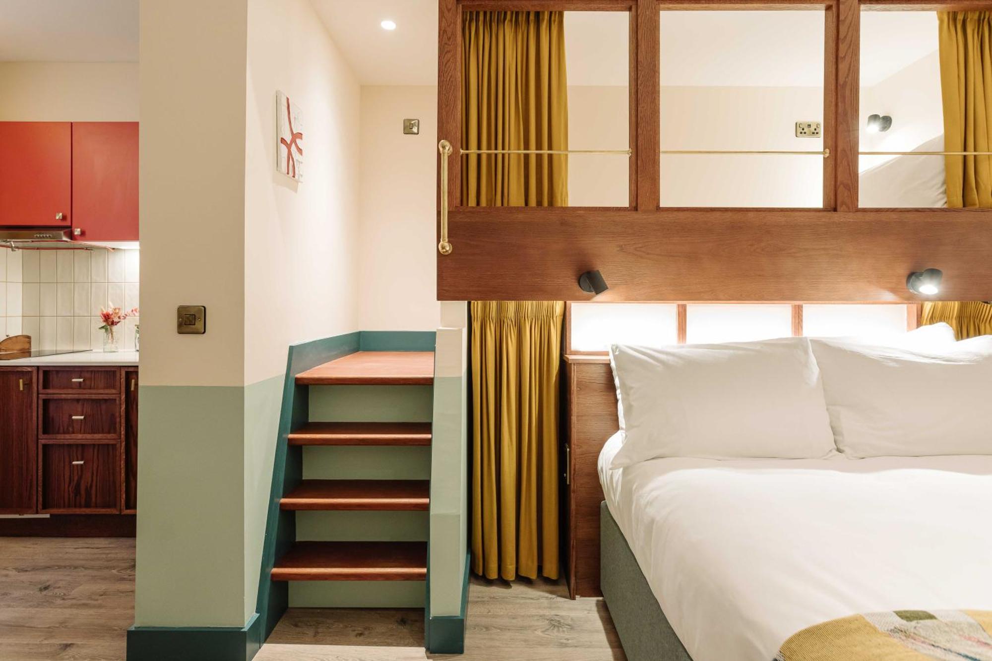 Room2 Belfast Hometel Exterior photo